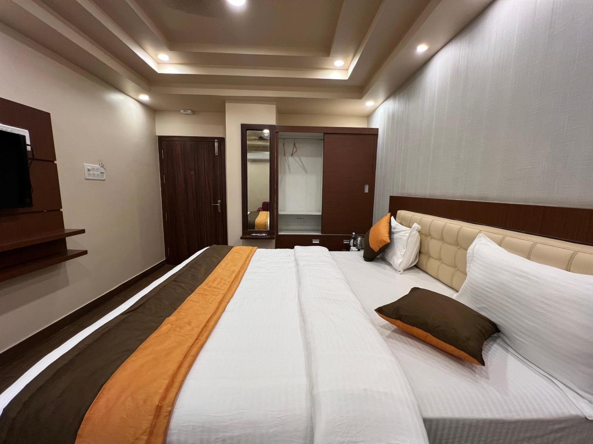 Grand Falcon Electronic City Kammasandra المظهر الخارجي الصورة