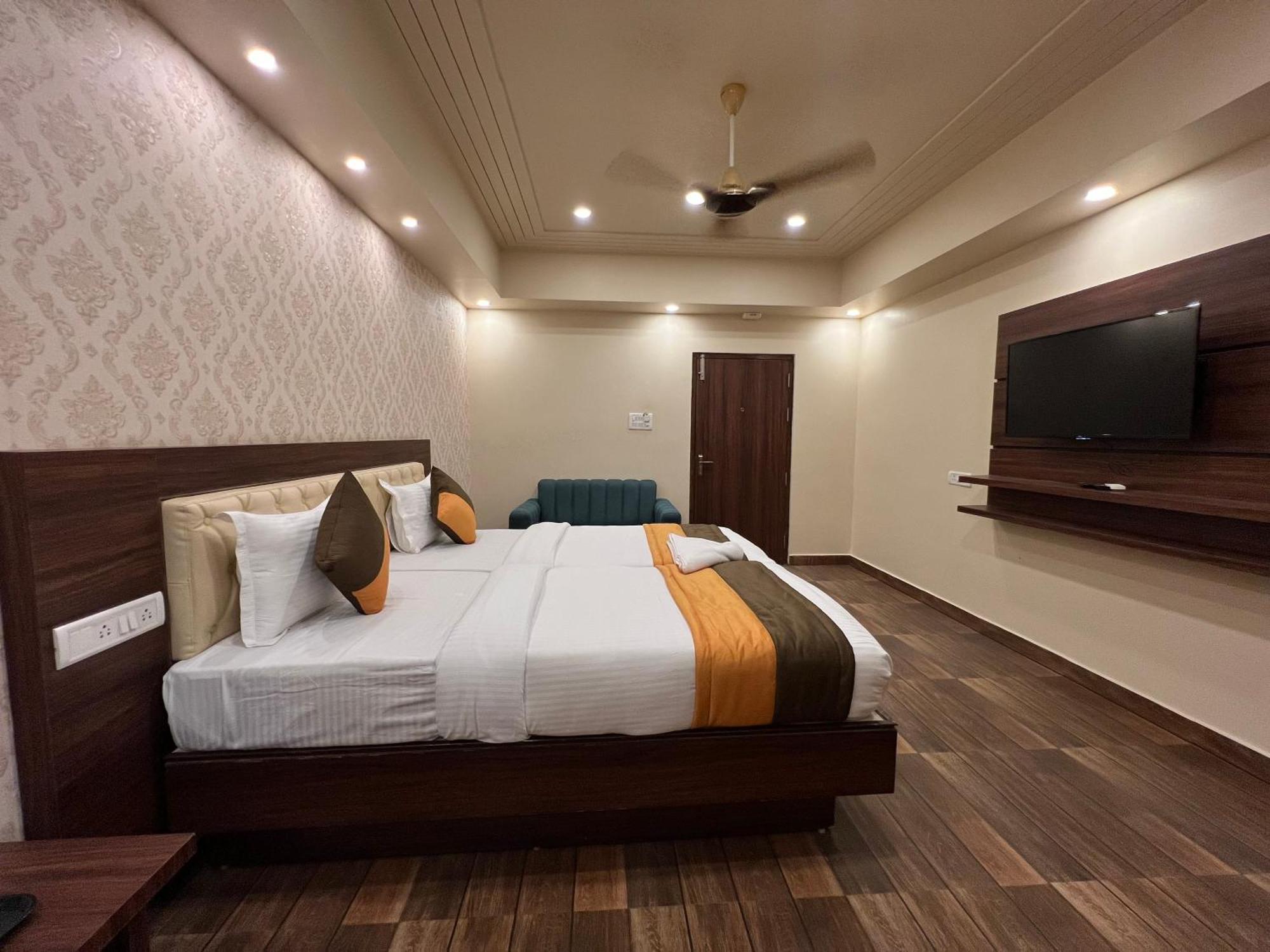 Grand Falcon Electronic City Kammasandra المظهر الخارجي الصورة